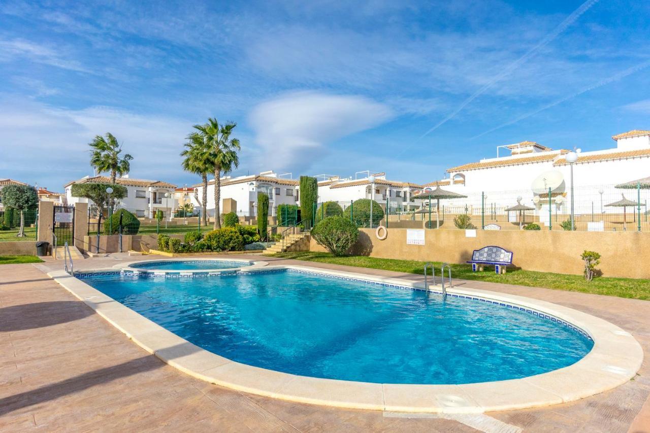 Cb Living - Homely Apartment Cinuelica, Punta Prima Dehesa de Campoamor  Exterior foto